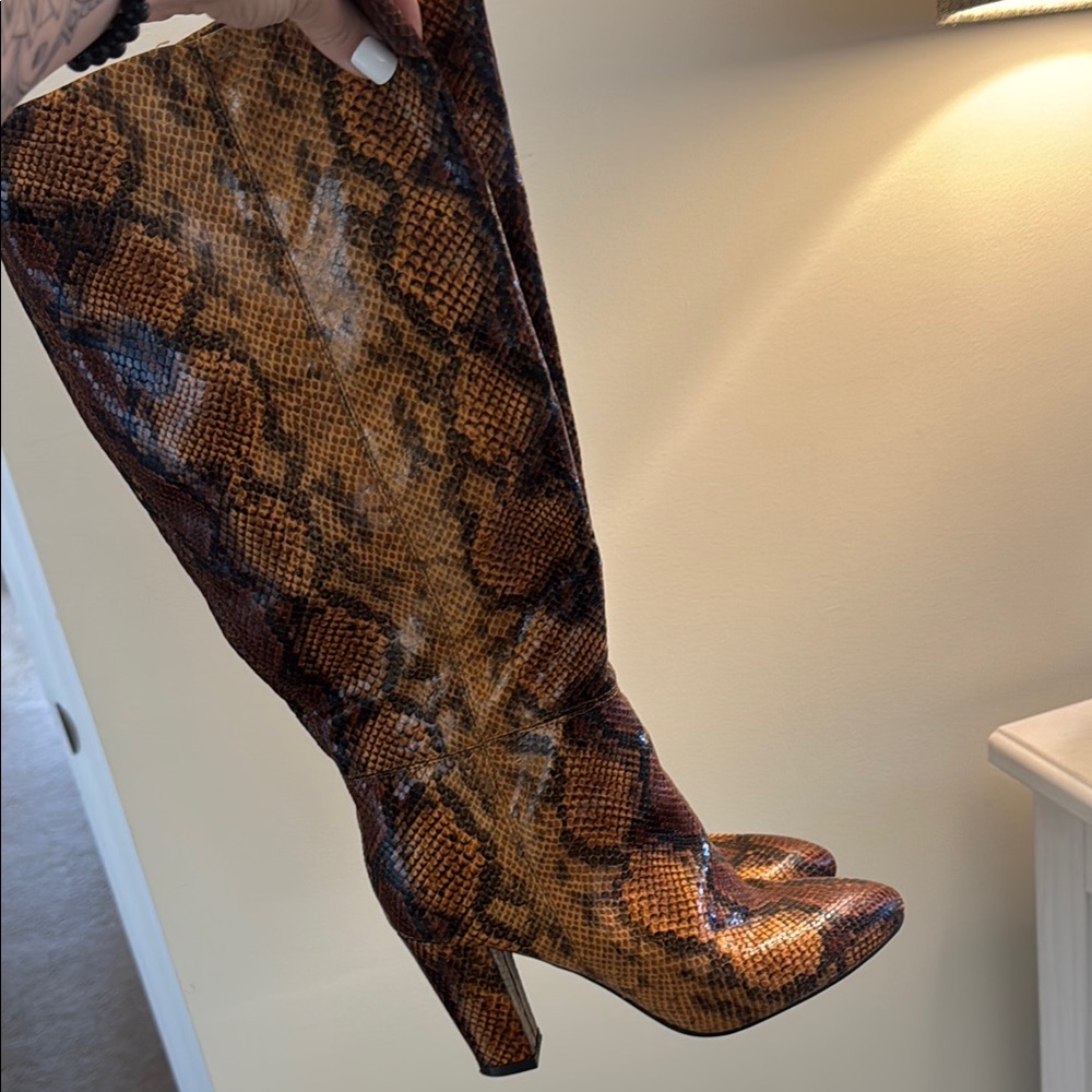 Snakeskin Patterned Knee-High Boots
